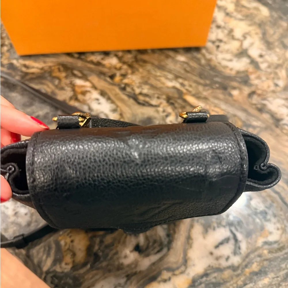 Louis Vuitton Black Leather Mini Bag - Picture 6 of 9